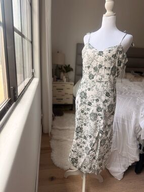 Francesca's Collections Cream Midi Dress with Green Botanical Print